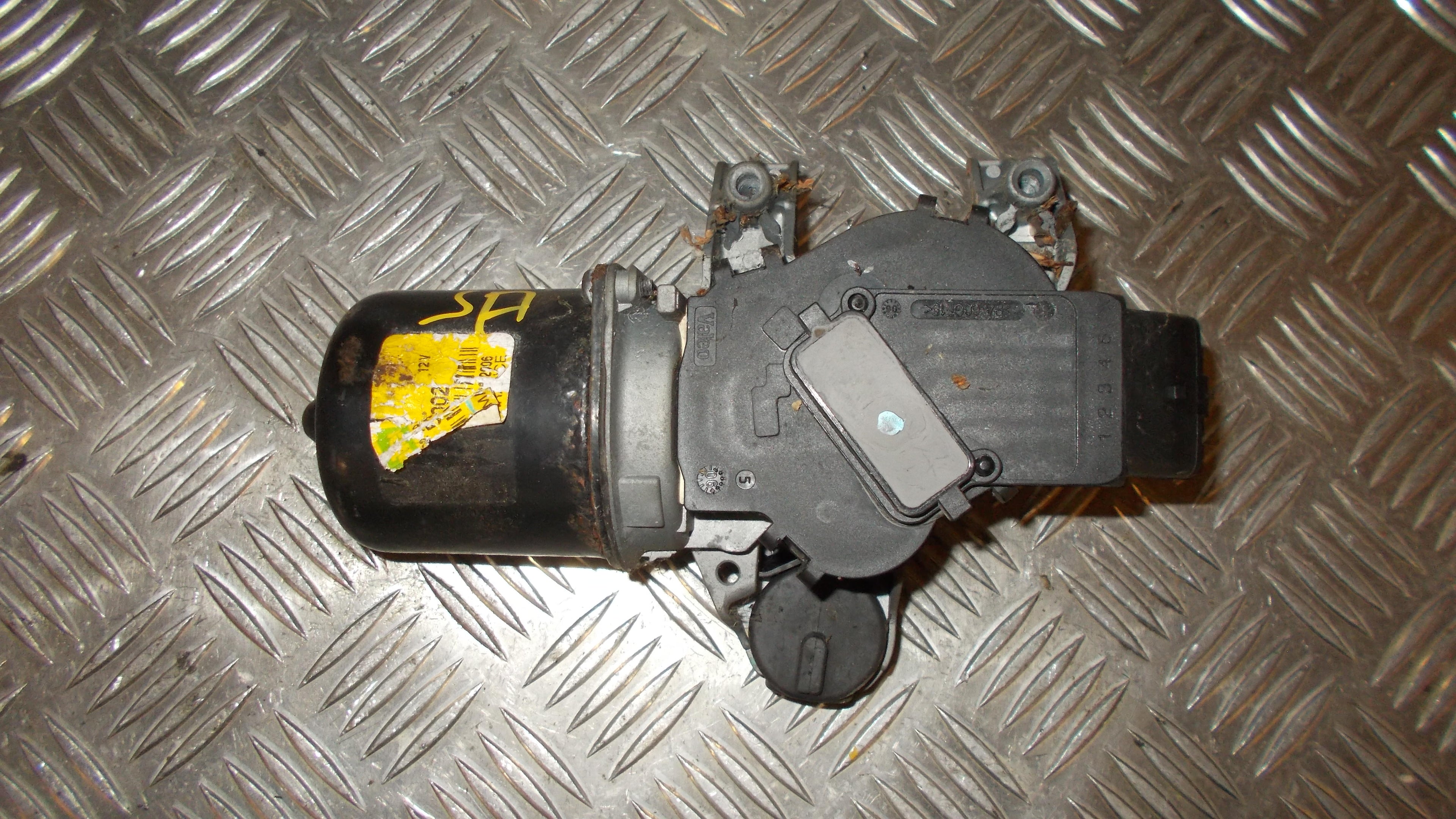 Peugeot 107 Viskermotor Med OEM Nr. 53565002 Fra Peugeot Ophugger