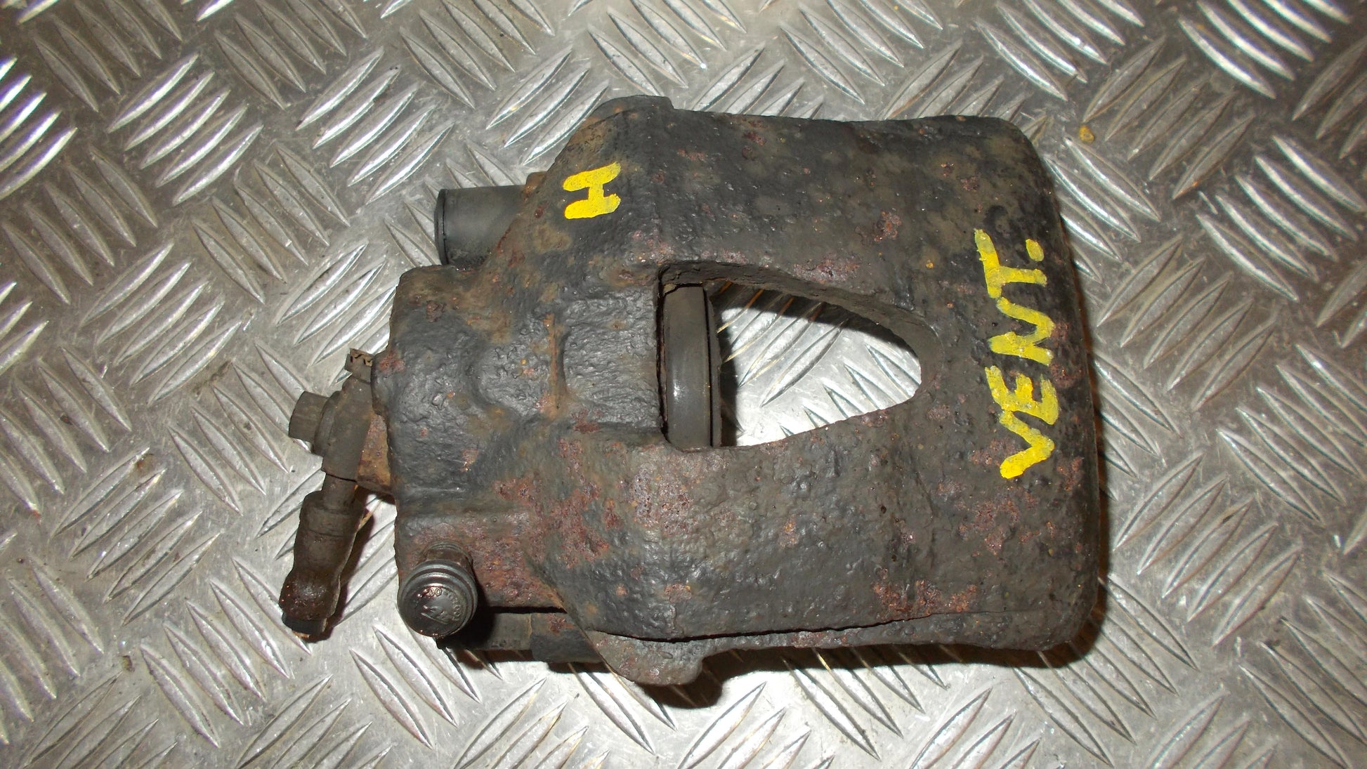 VW Golf 5 1K Bremsekaliber HF Med OEM Nr. 1K0615124D Fra VW Ophugger