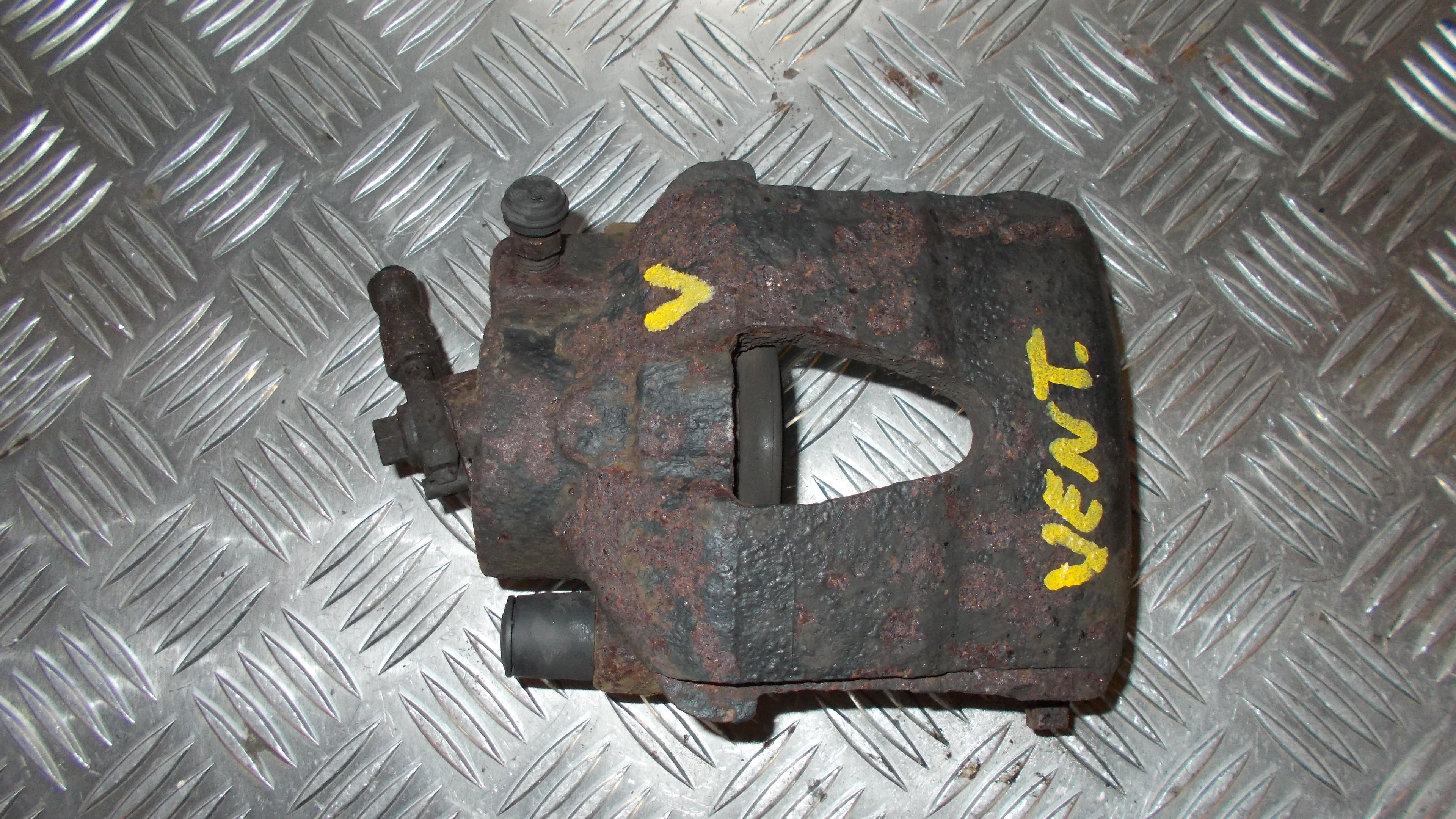 VW Golf 5 1K Bremsekaliber Vf Med OEM Nr. 1K0615123D Fra VW Ophugger