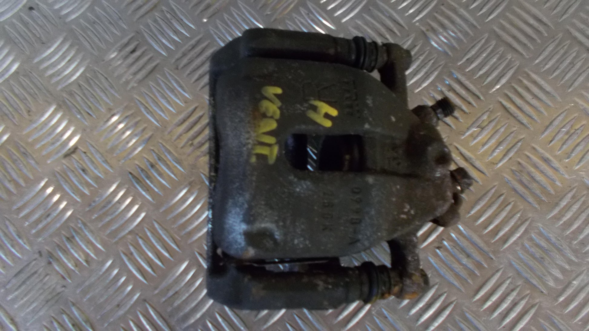 Suzuki Splash Bremsekaliber HF Med OEM Nr. Ophugger Fra Suzuki Ophugger