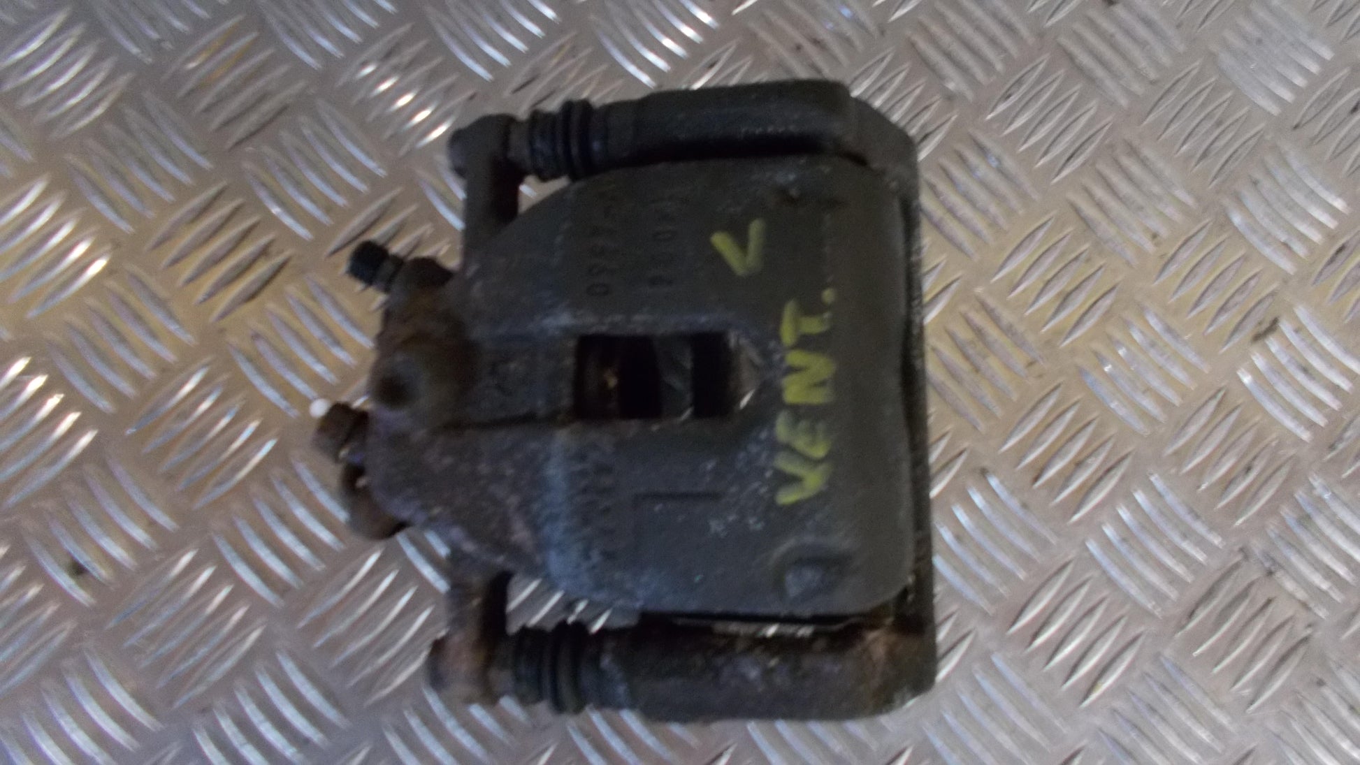 Suzuki Splash Bremsekaliber VF Med OEM Nr. Ophugger Fra Suzuki Ophugger