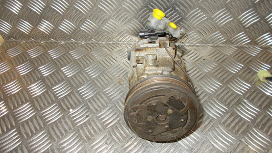 Suzuki Splash Aircondition Pumpe Med OEM Nr. 9520051KA0 Fra Suzuki Ophugger