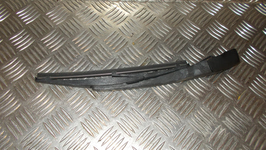 Suzuki Splash Viskerarm Med OEM Nr. Ophugger Fra Suzuki Ophugger
