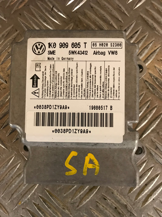 VW Golf 5 1K Airbag Elboks Med OEM Nr. 1K0909605T Fra VW Ophugger