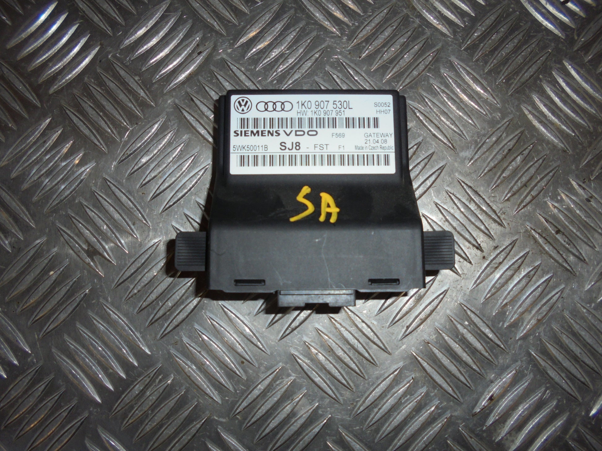 VW Golf 5 1K Bcm / Komfortkomputer Med OEM Nr. 1K0907530L Fra VW Ophugger
