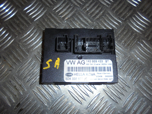 VW Golf 5 1K Bcm / Komfortkomputer Med OEM Nr. 1K0959433BT Fra VW Ophugger