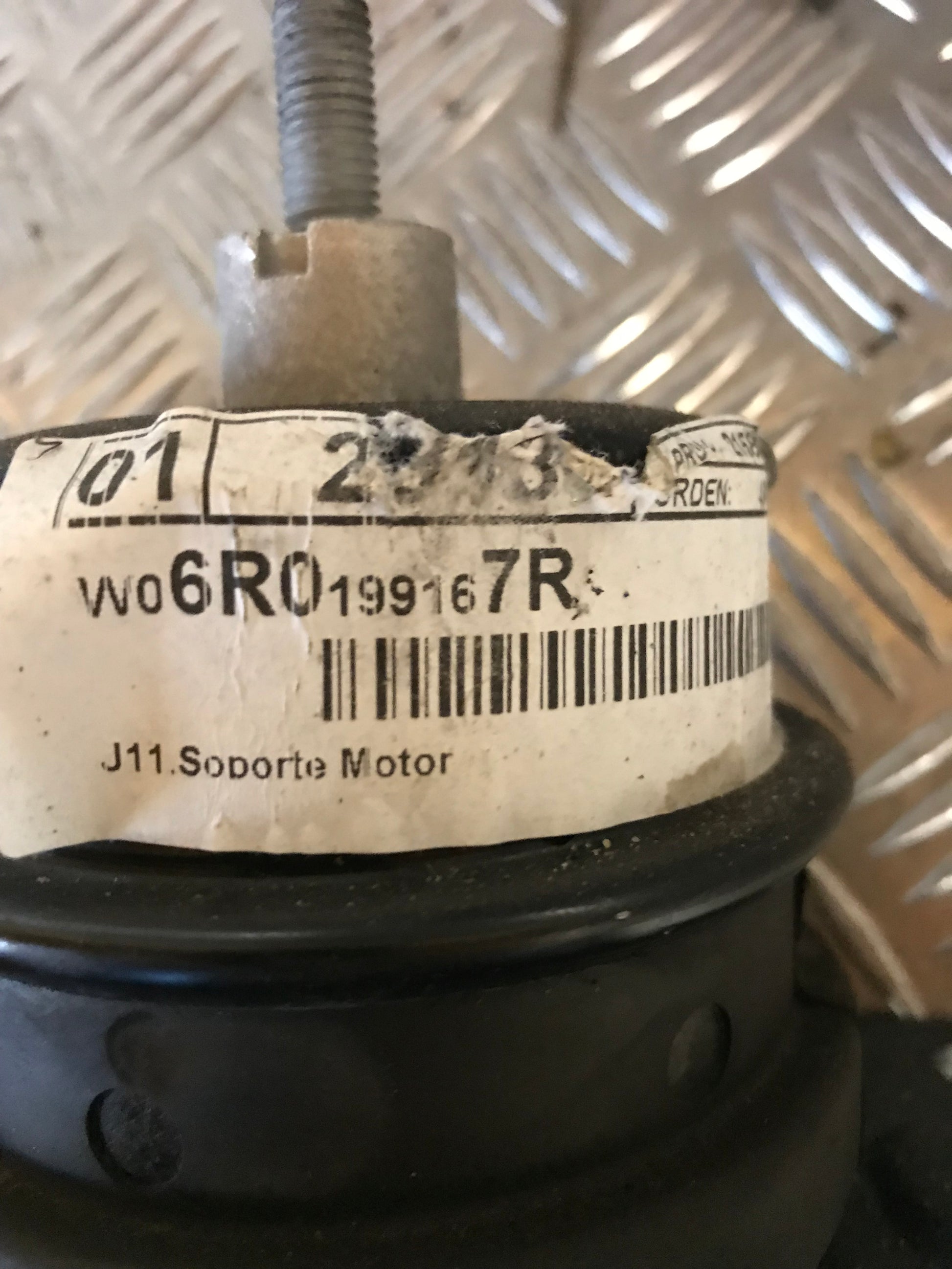 VW Golf 5 1K Motorophæng H Med OEM Nr. 6R0199167R Fra VW Ophugger