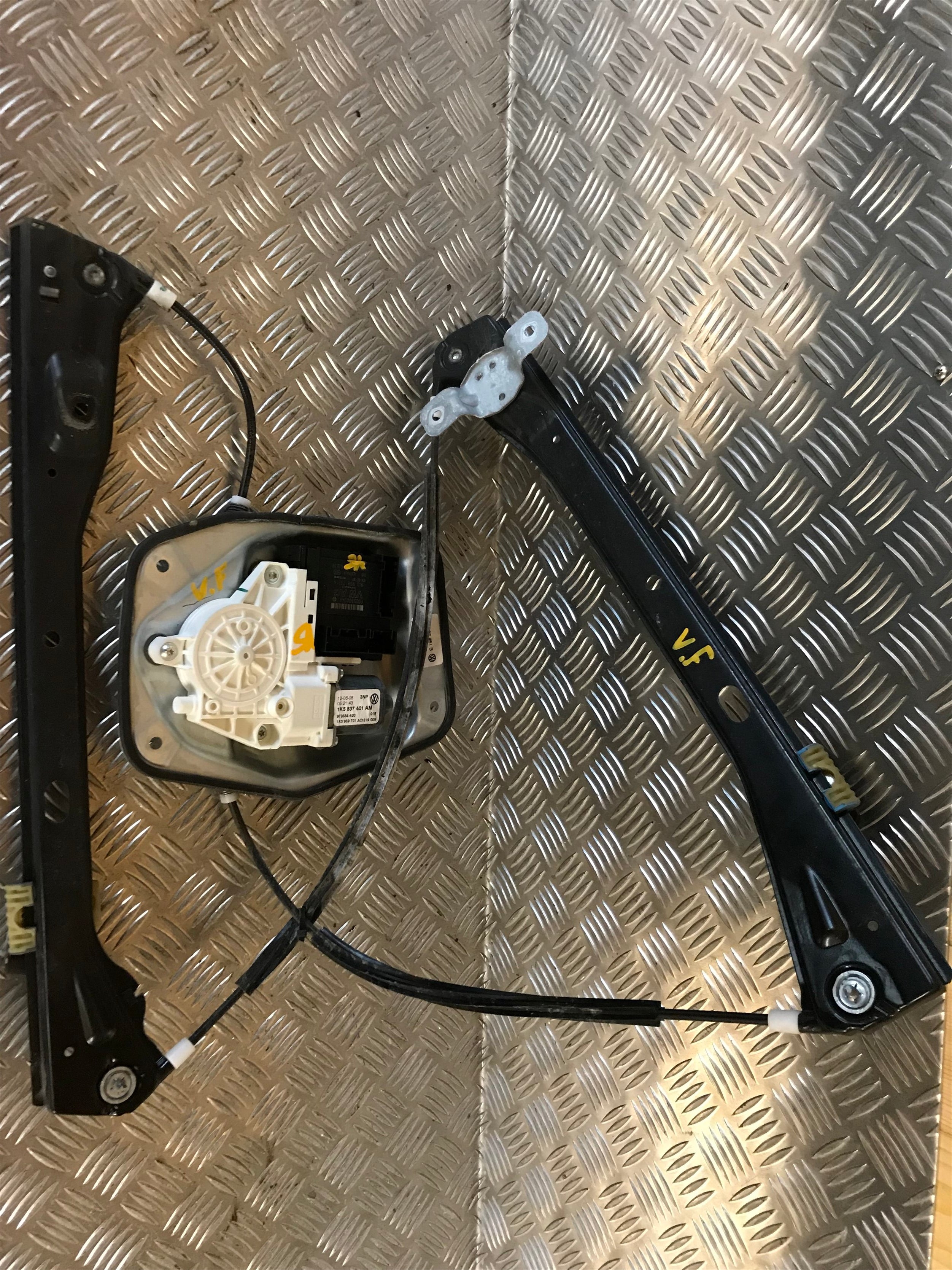 VW Golf 5 1K Rudemotor - Rudehejs Med OEM Nr. 1K0959793N Fra VW Ophugger