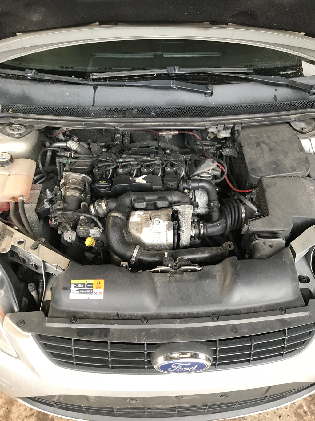 Ford Focus Pluk-Selv-Bil Med OEM Nr. Ophugger Fra Ford Ophugger