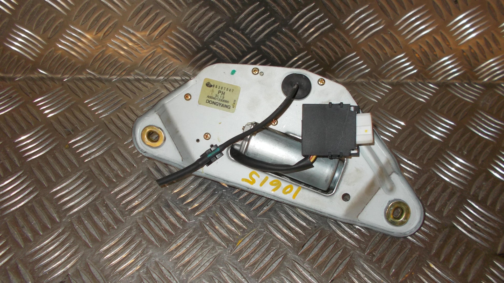 Daewoo Tacuma Bagrudevisker Motor Med OEM Nr. Ophugger Fra Daewoo Ophugger
