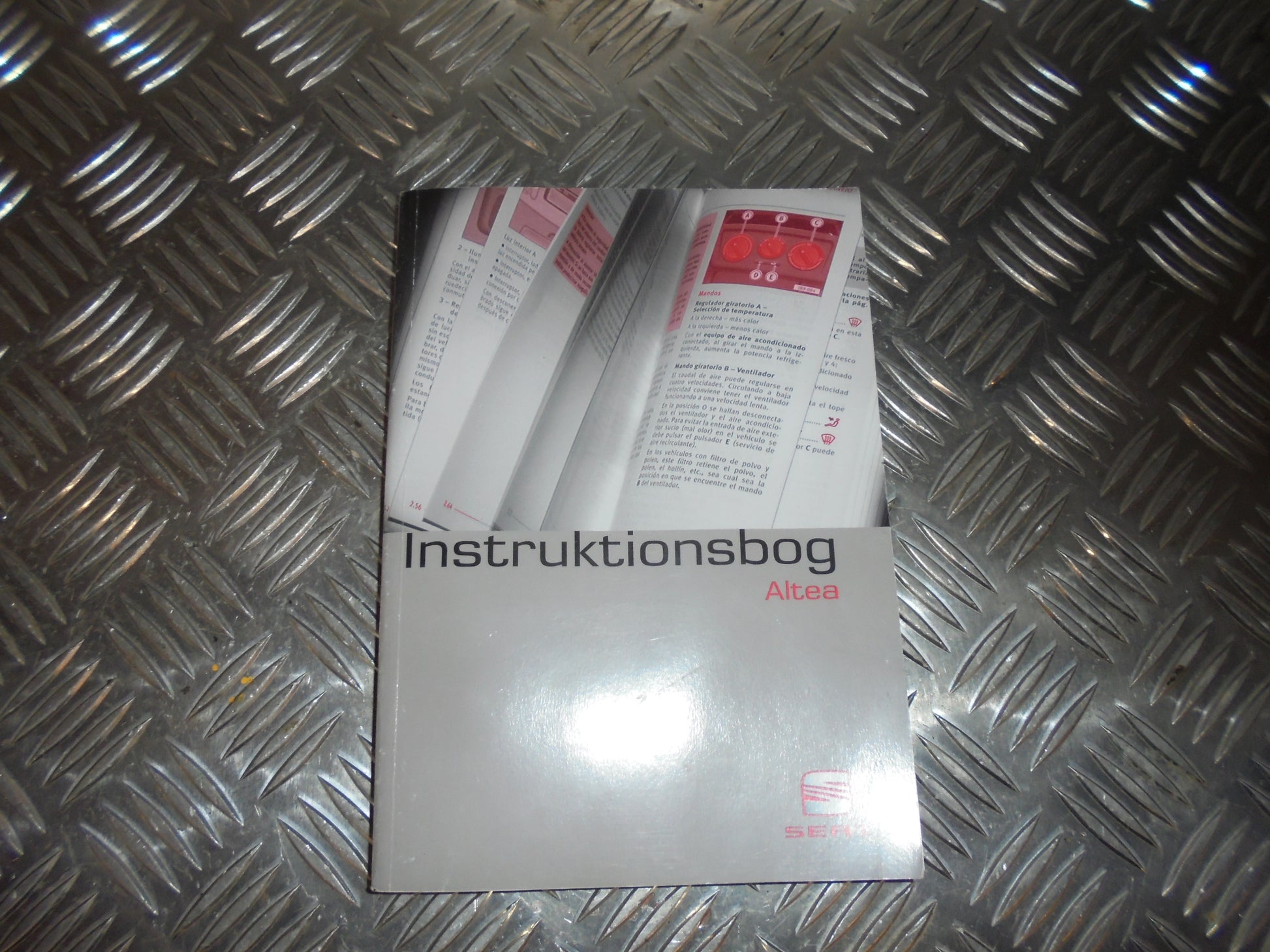 Seat Altea Instruktionsbog Med OEM Nr. Ophugger Fra Seat Ophugger