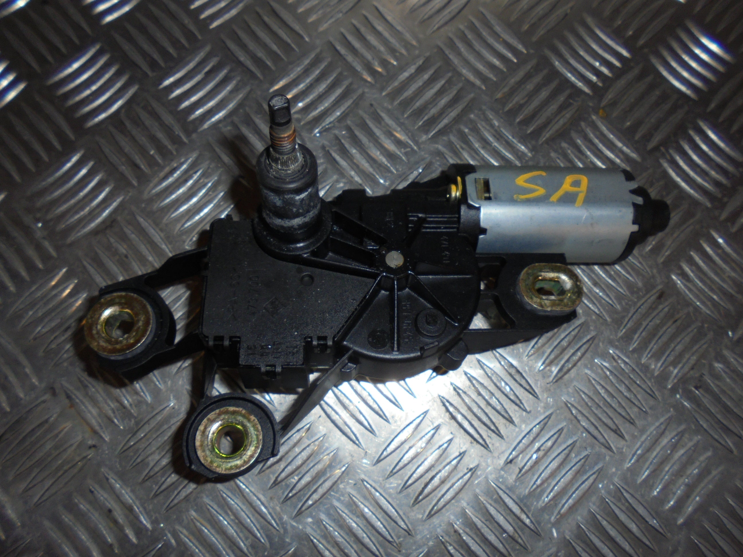 Seat Altea Bagrudevisker Motor Med OEM Nr. Ophugger Fra Seat Ophugger