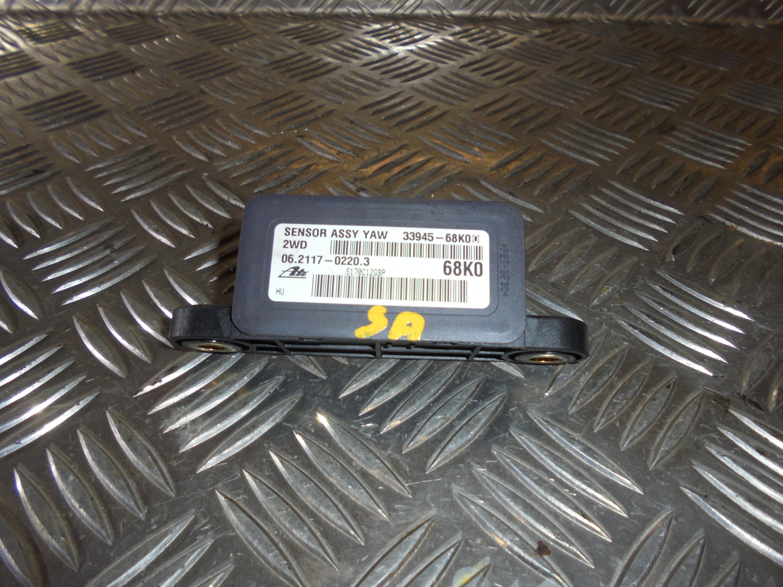 Suzuki Alto Esp Sensor Med OEM Nr. 3394568K00 Fra Suzuki Ophugger