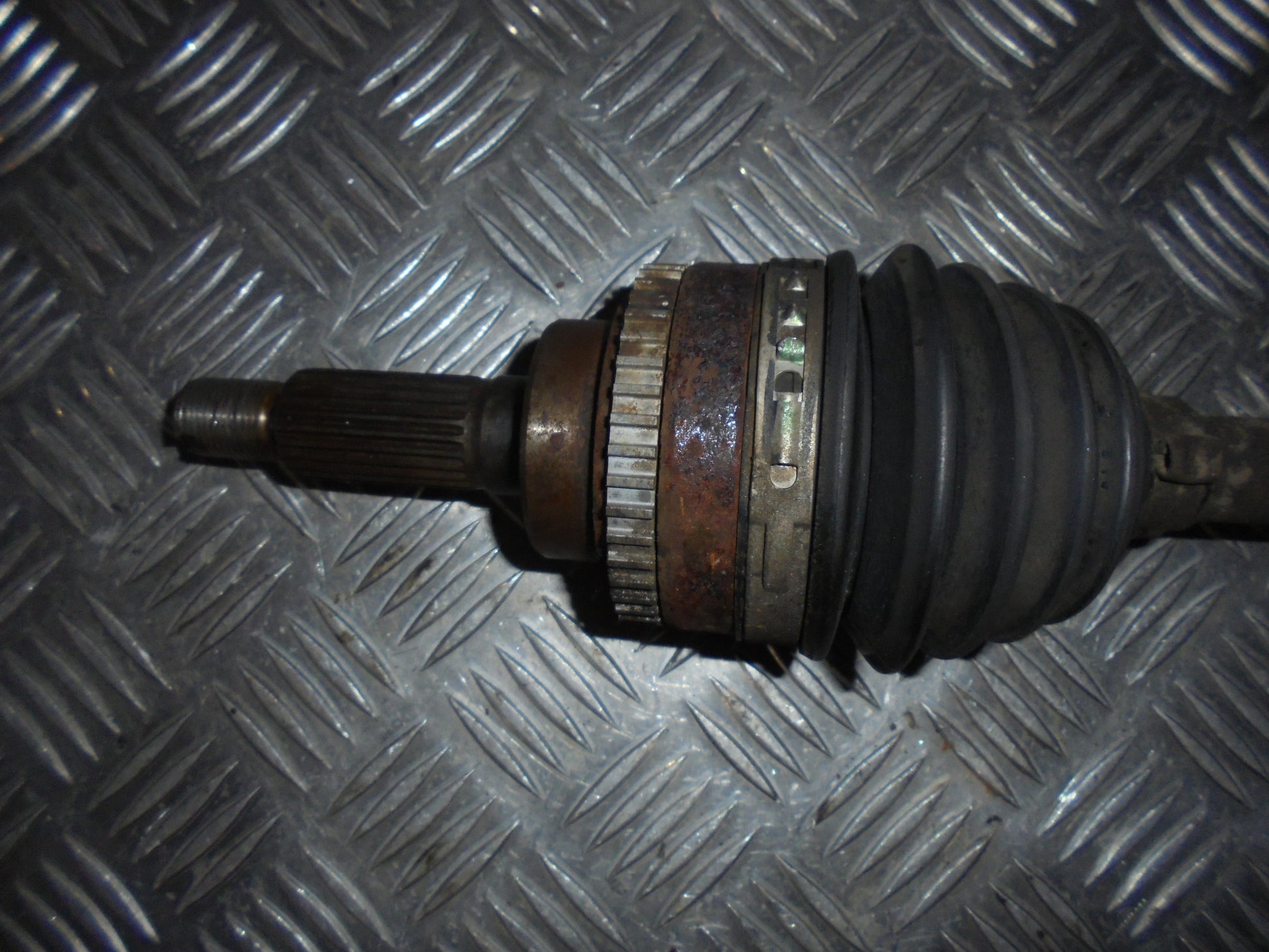 Suzuki Alto Trækaksel For H Med OEM Nr. 44101M68K51000 Fra Suzuki Ophugger