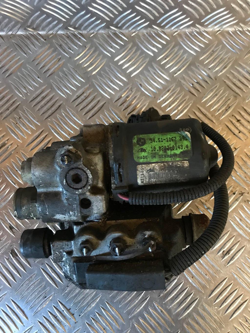 BMW 3-Serie E36 ABS Pumpe Med OEM Nr. 34511162291 Fra BMW Ophugger