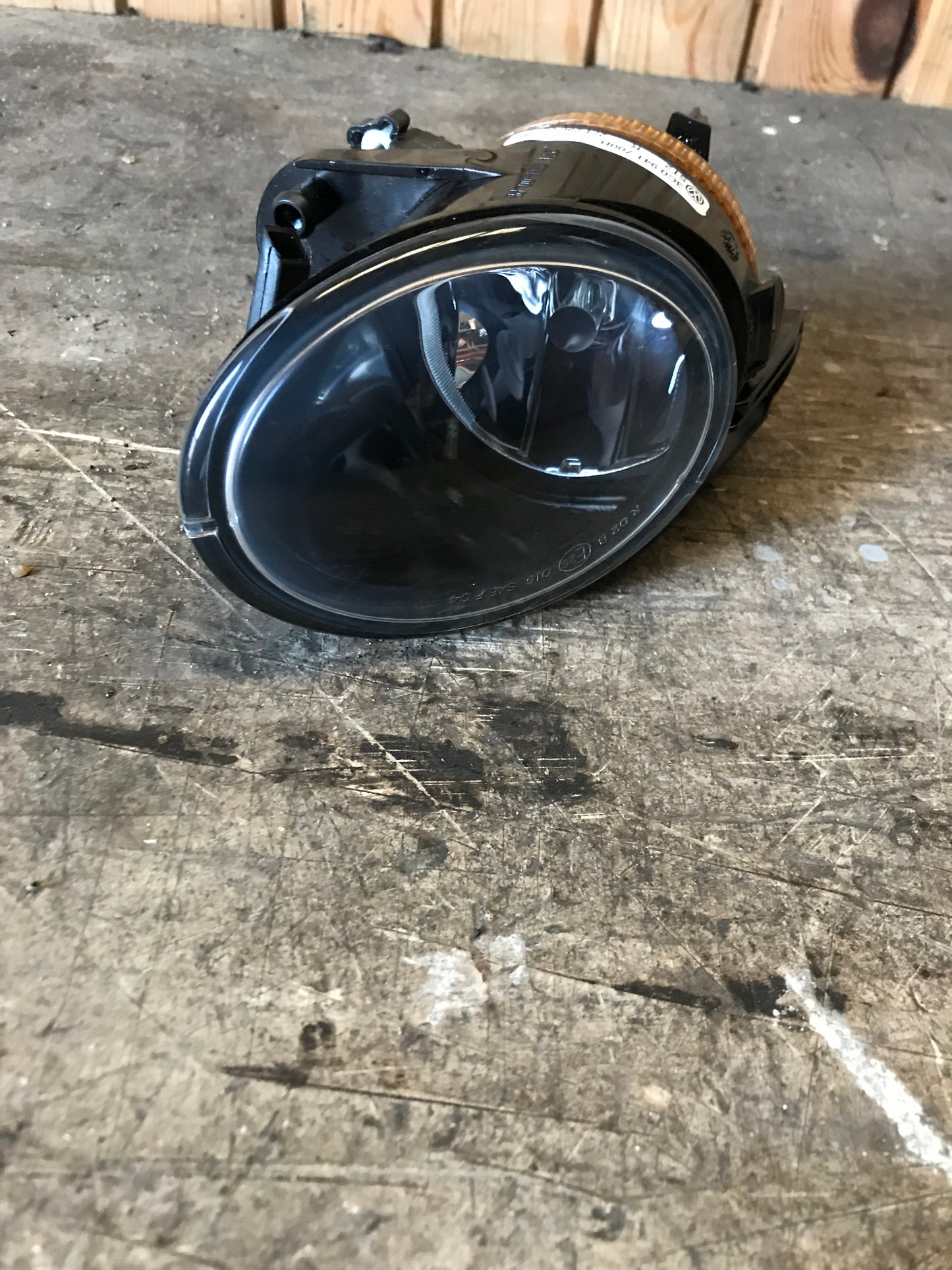 VW Passat 3C Tågelygte For Med OEM Nr. 3C0941700B Fra VW Ophugger