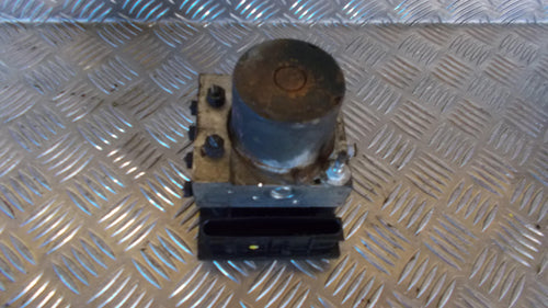 Hyundai I30 Km ABS Pumpe Med OEM Nr. 589202L500 Fra Hyundai Ophugger