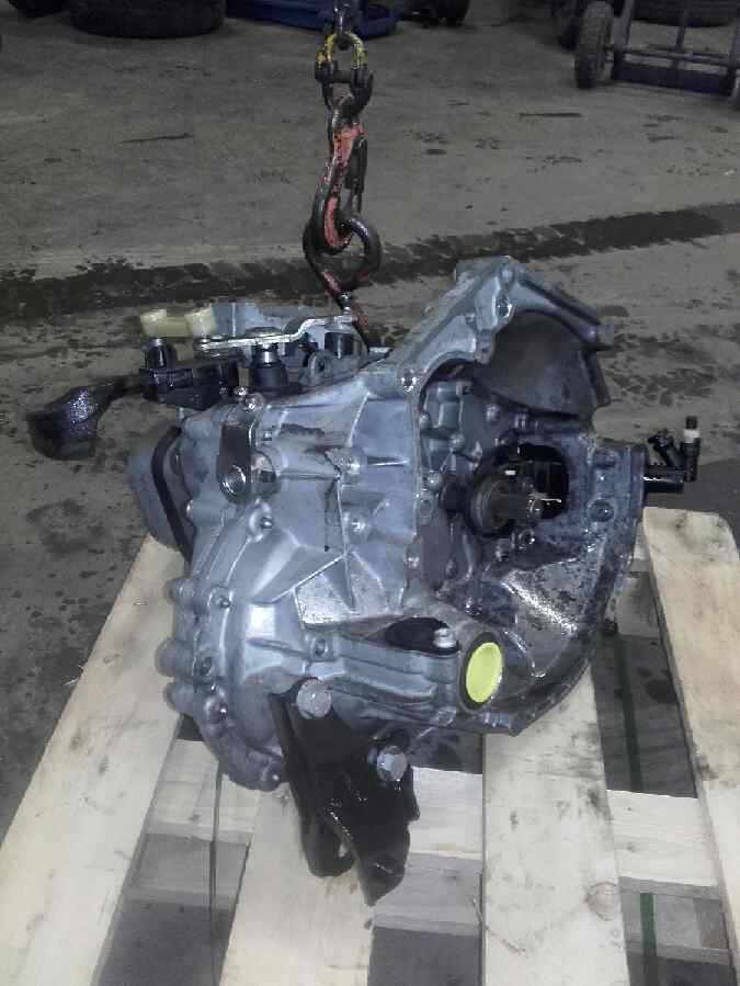 Peugeot 207 Gearkasse 5 Trin Med OEM Nr. 2222ZT Fra Peugeot Ophugger