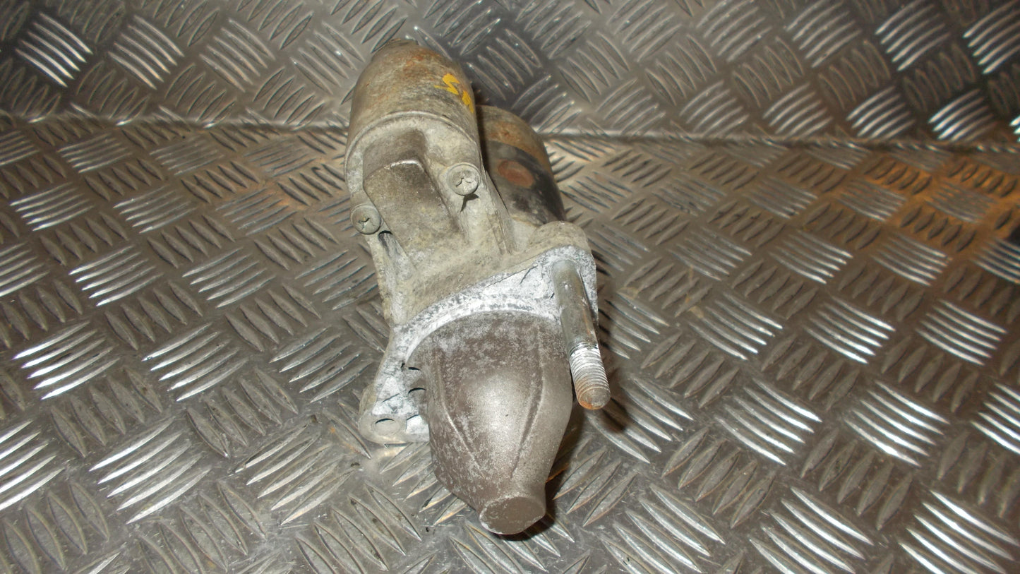 Suzuki Swift Starter Med OEM Nr. 3110086G00 Fra Suzuki Ophugger