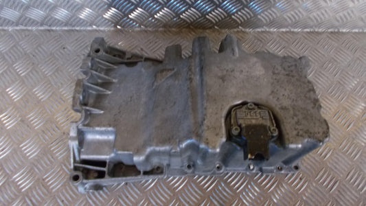 Audi A4 Bundkar Med OEM Nr. 03G103603J Fra Audi Ophugger