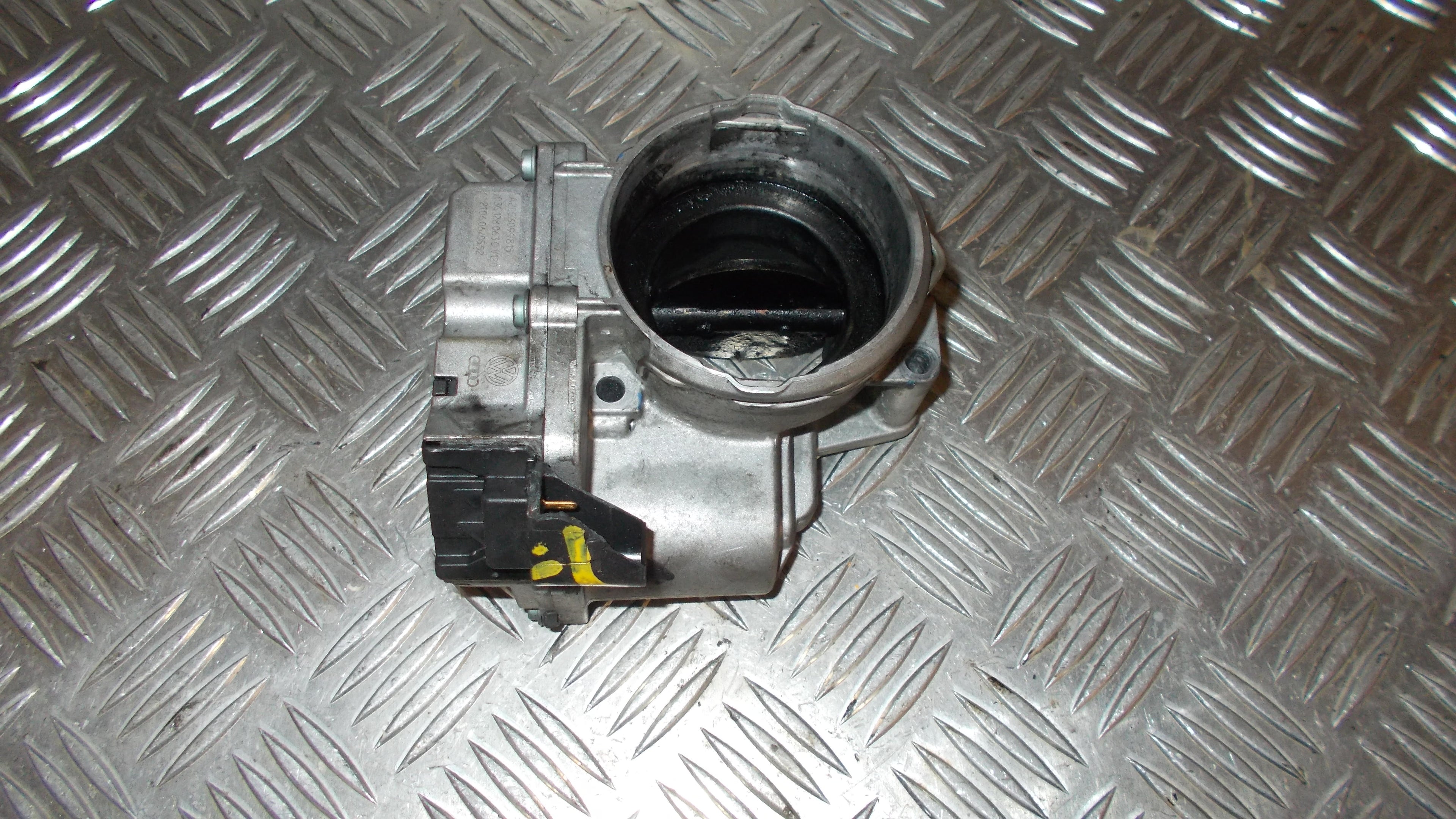 Audi A4 Spjældhus Med OEM Nr. 03G128063J Fra Audi Ophugger
