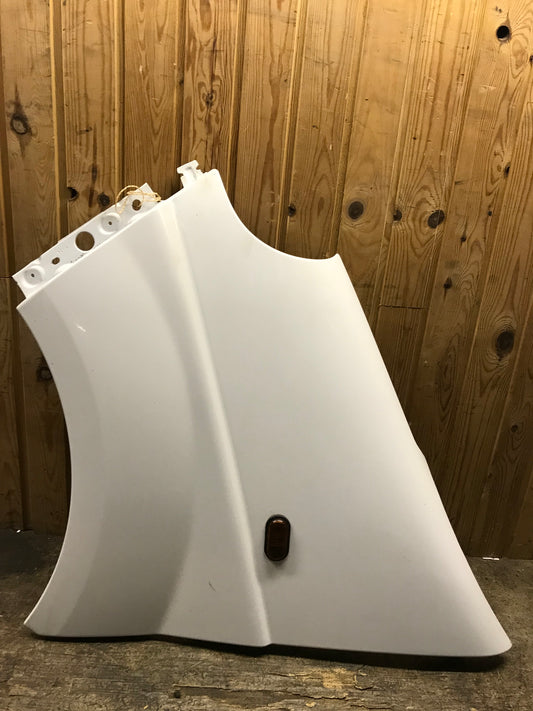 Opel Vivaro 1 Forskærm V Med OEM Nr. 91160070 Fra Opel Ophugger