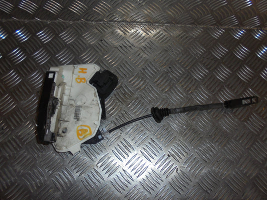 VW Polo 6R Dørlås Med OEM Nr. 5K4839016F Fra VW Ophugger