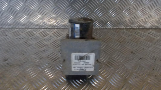 Opel Vivaro 1 Abs Pumpe Med OEM Nr. 54084793A Fra Opel Ophugger