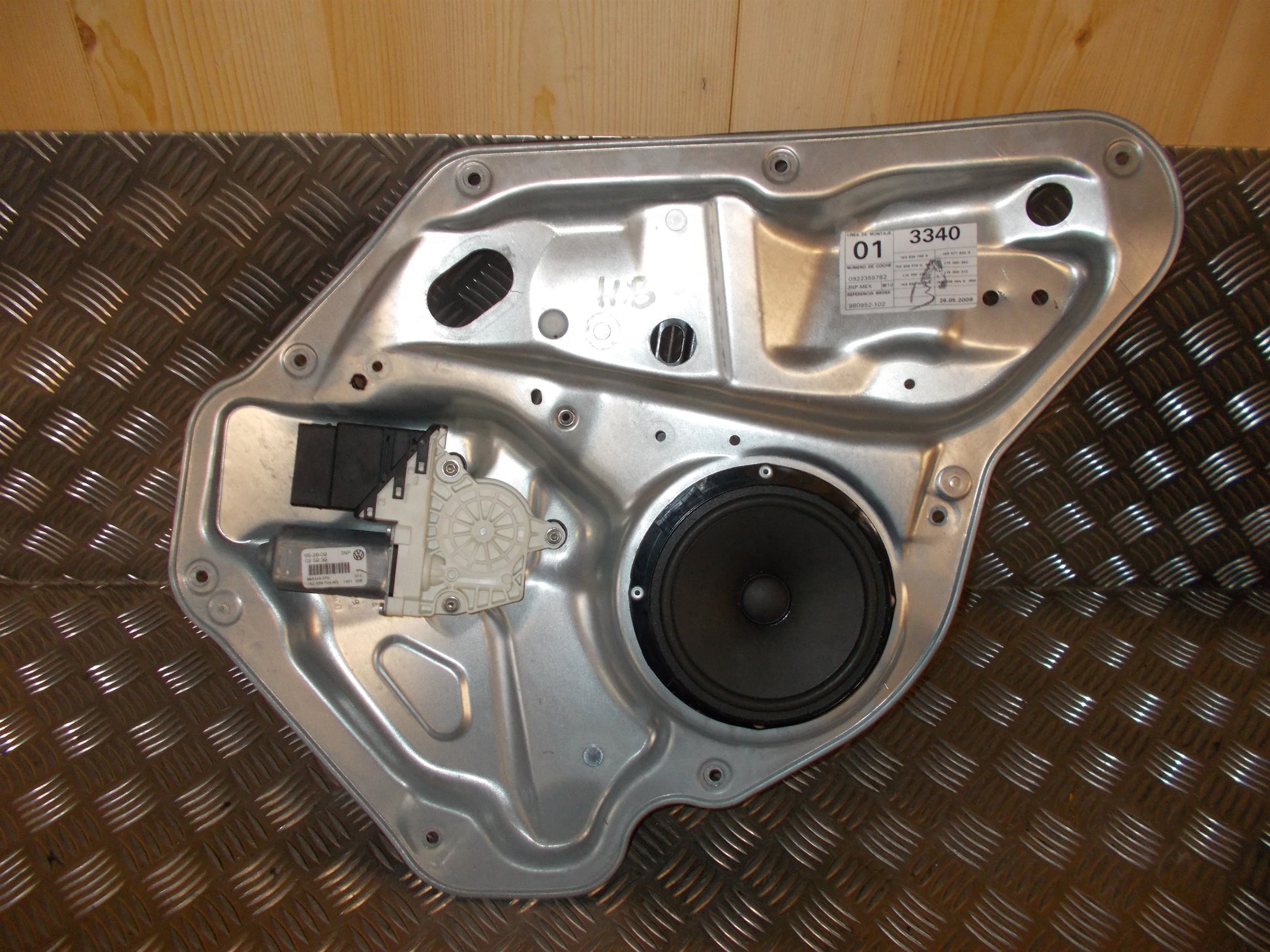 VW Golf 5 1K Rudemotor - Rudehejs Med OEM Nr. 1K0959704AG Fra VW Ophugger