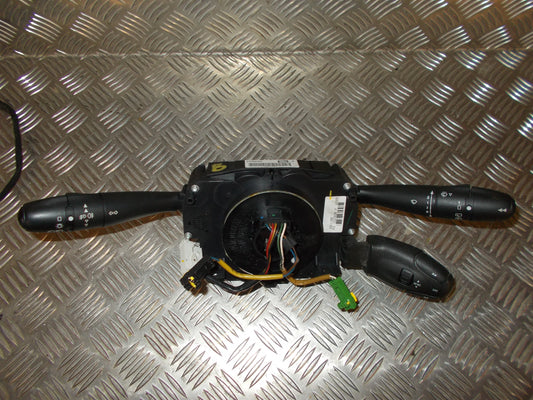 Peugeot 207 Kontakt Combi Med OEM Nr. 96630724XT Fra Peugeot Ophugger