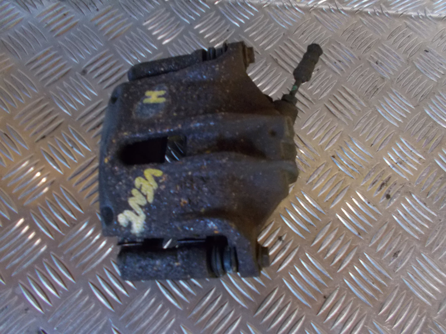 Peugeot 207 Bremsekaliber HF Med OEM Nr. 4400R7 Fra Peugeot Ophugger