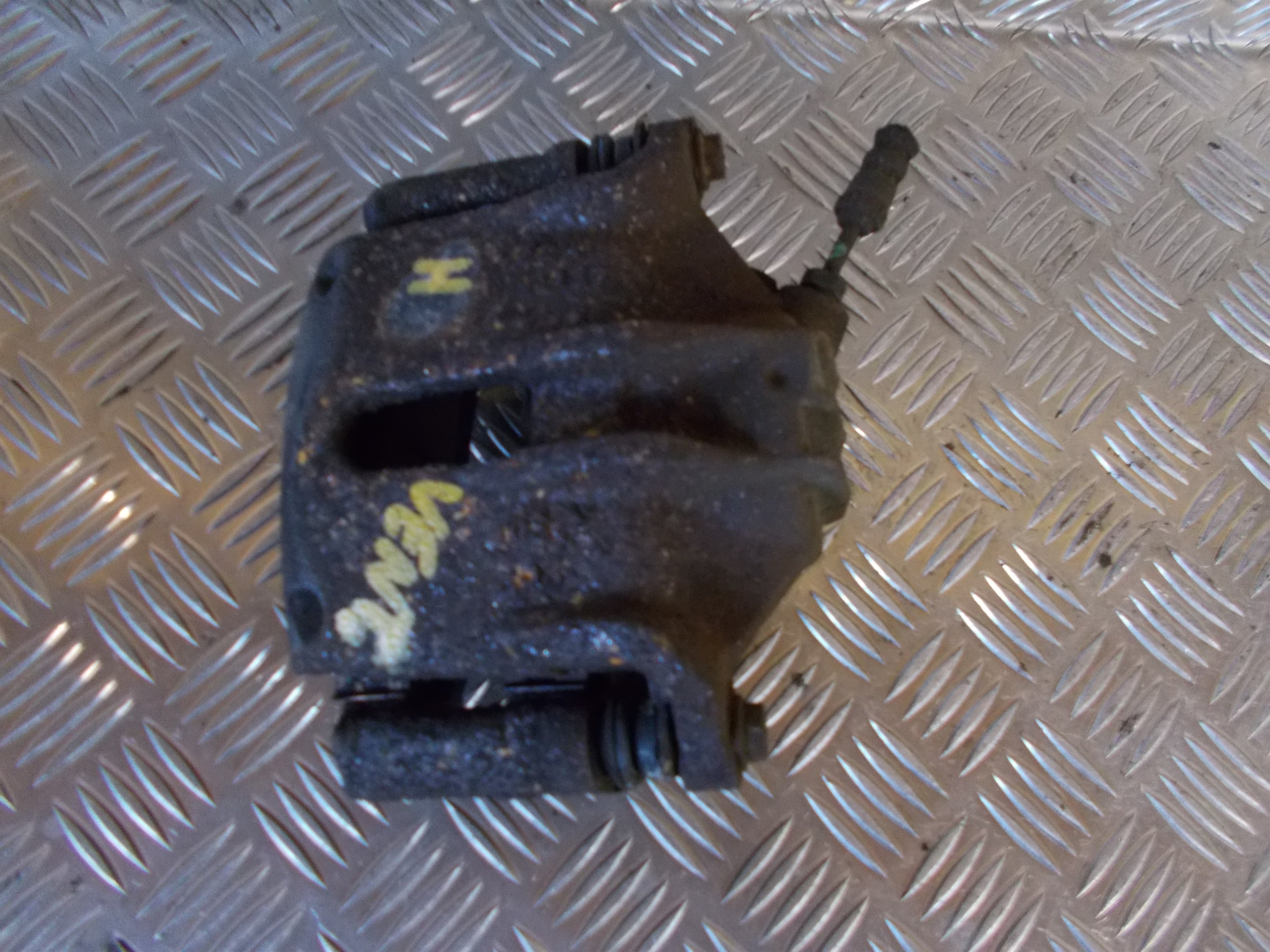 Peugeot 207 Bremsekaliber Hf Med OEM Nr. 4400R7 Fra Peugeot Ophugger