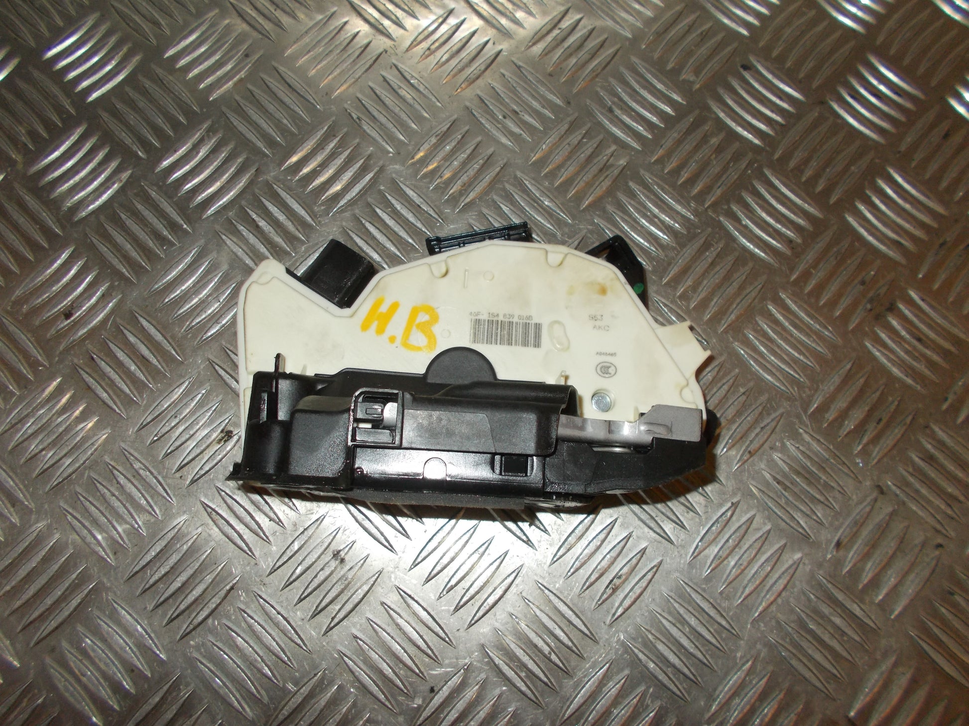 Skoda Citigo Dørlås Med OEM Nr. 1S4839016B Fra Skoda Ophugger