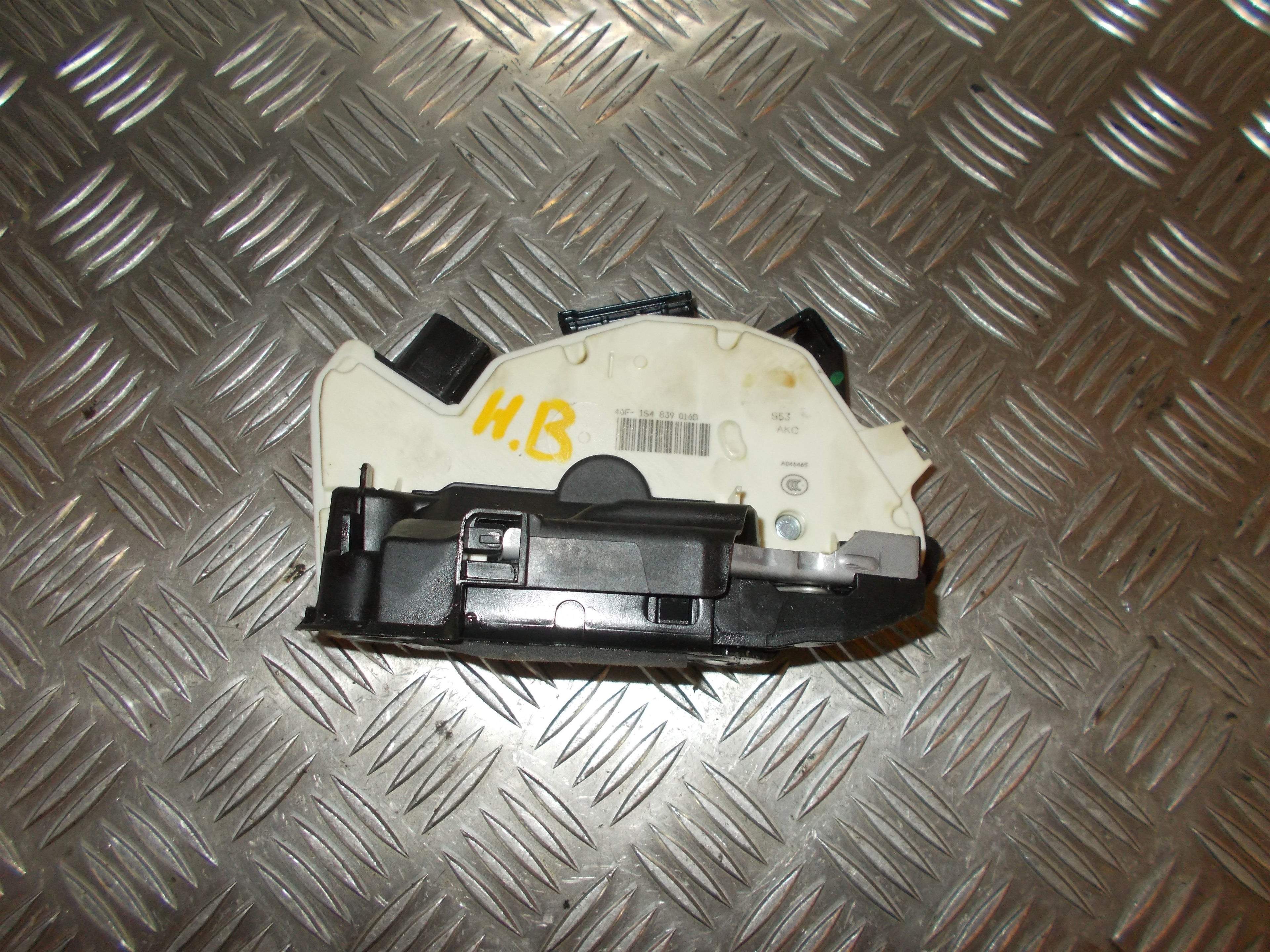 Skoda Citigo Dørlås Med OEM Nr. 1S4839016B Fra Skoda Ophugger
