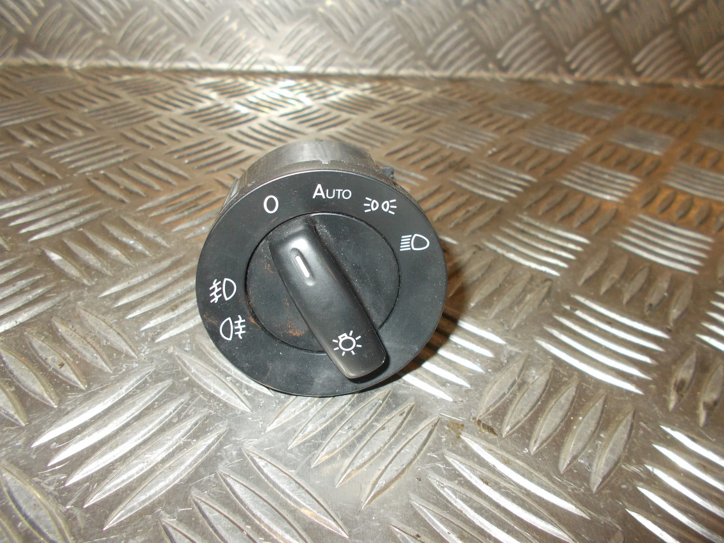 VW Passat 3C Kontakt Lys Med OEM Nr. 1K0941431AS Fra VW Ophugger