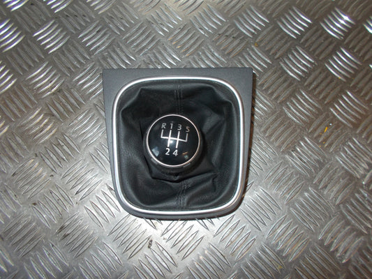 VW Golf 5 1K Gearknop Med OEM Nr. 1K0711113CD Fra VW Ophugger