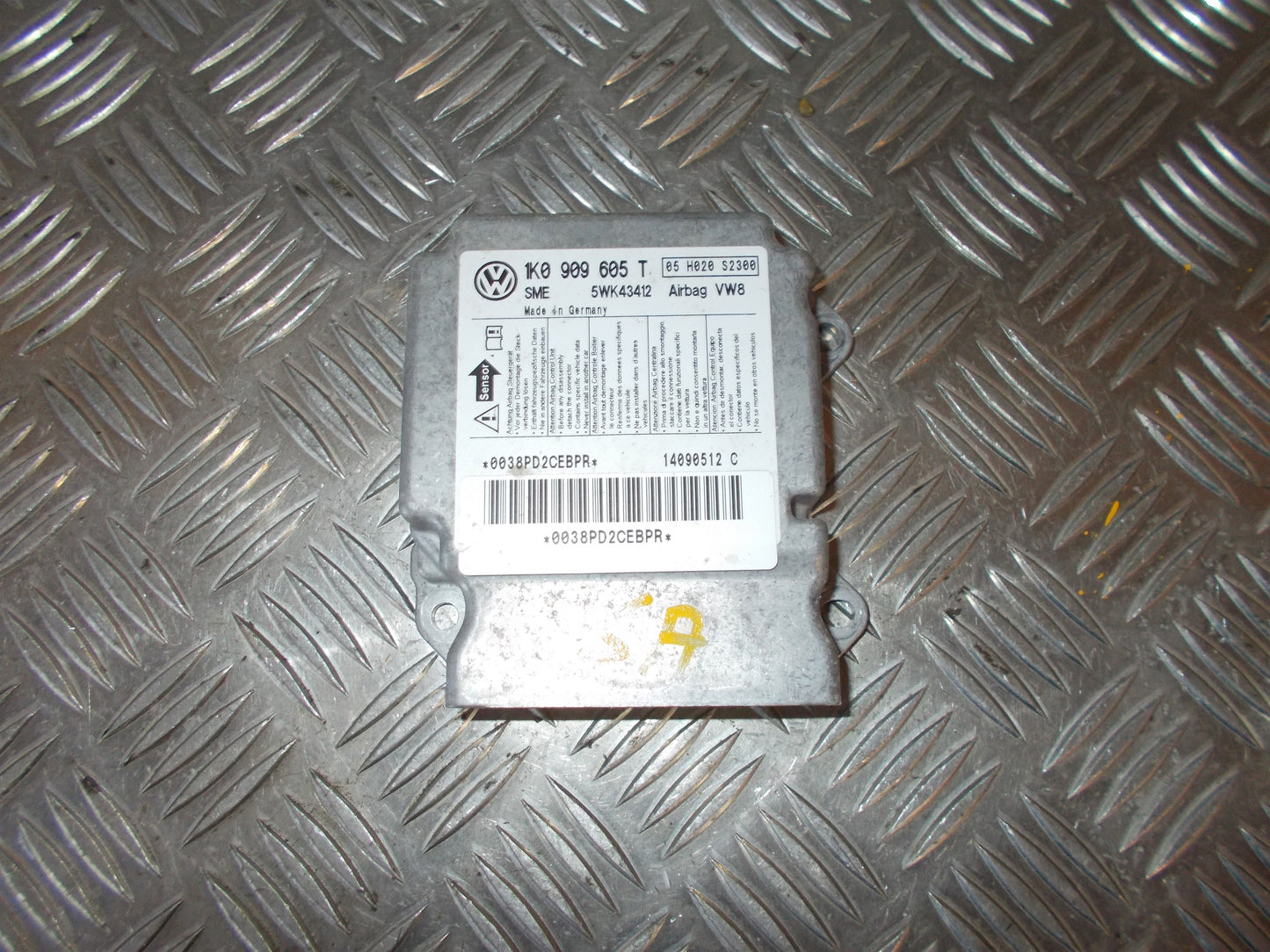 VW Golf 5 1K Airbag Elboks Med OEM Nr. 1K0909605T Fra VW Ophugger