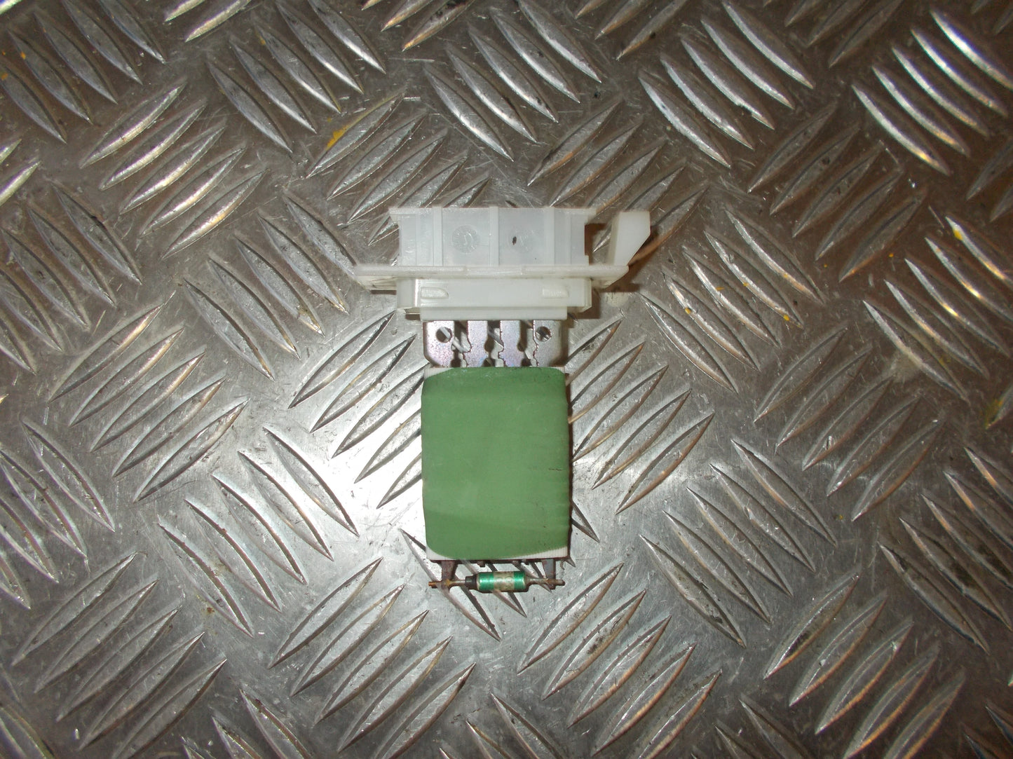 VW Golf 5 1K Varmemodstand Med OEM Nr. 1K0959263A Fra VW Ophugger