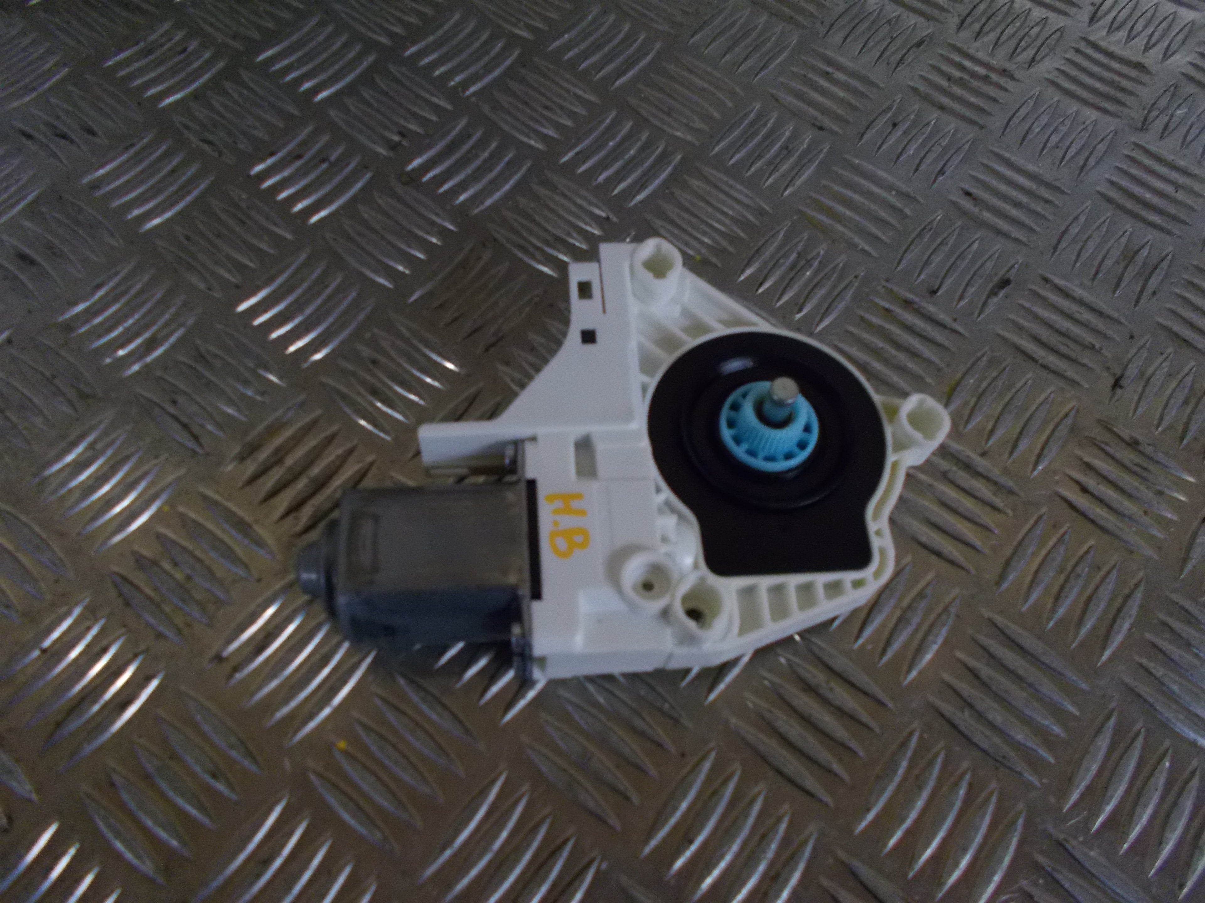 Audi A1 Rudemotor - Rudehejs Med OEM Nr. 8K0959811A Fra Audi Ophugger
