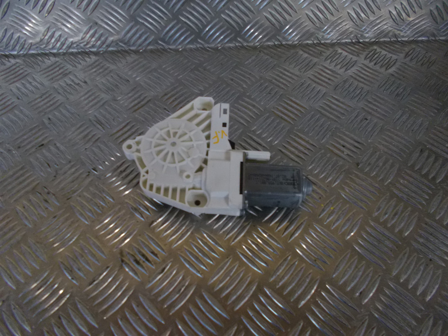 Audi A1 Rudemotor - Rudehejs Med OEM Nr. 8K0959801C Fra Audi Ophugger