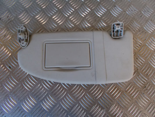 Ford Focus Solskærm Med OEM Nr. Ophugger Fra Ford Ophugger