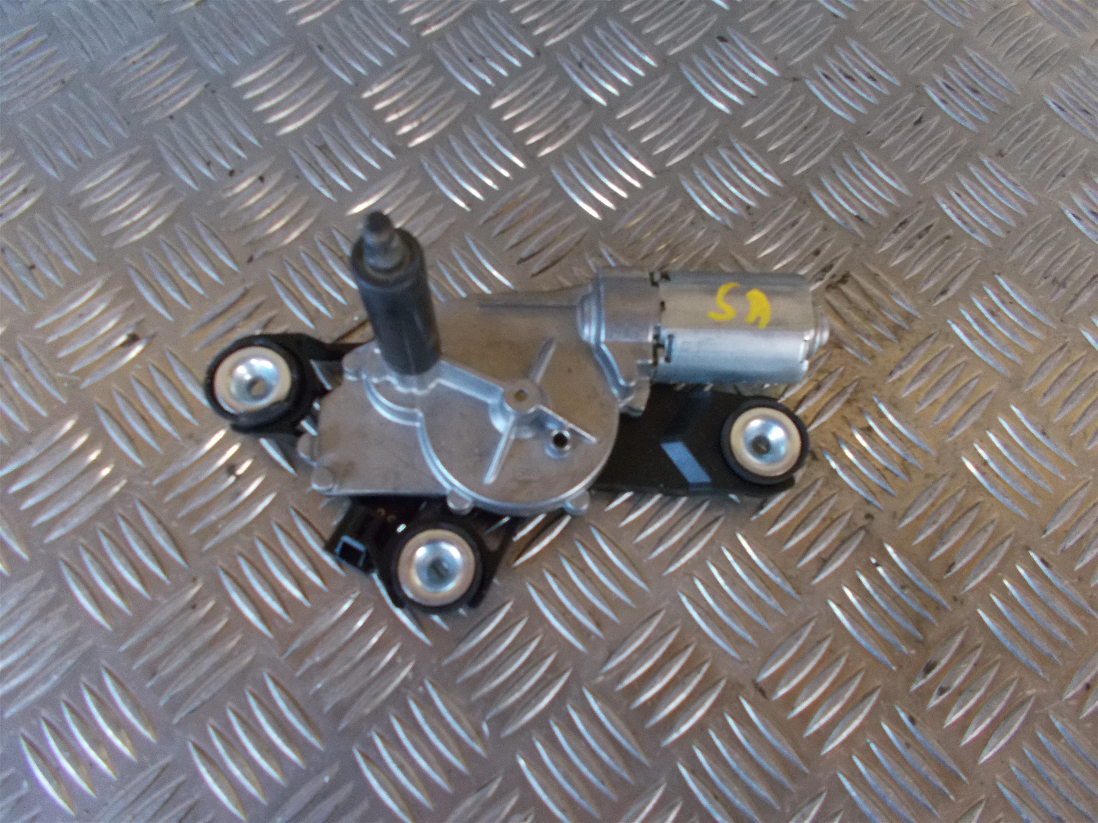 Ford Focus Bagrudevisker Motor Med OEM Nr. 0390201875 Fra Ford Ophugger