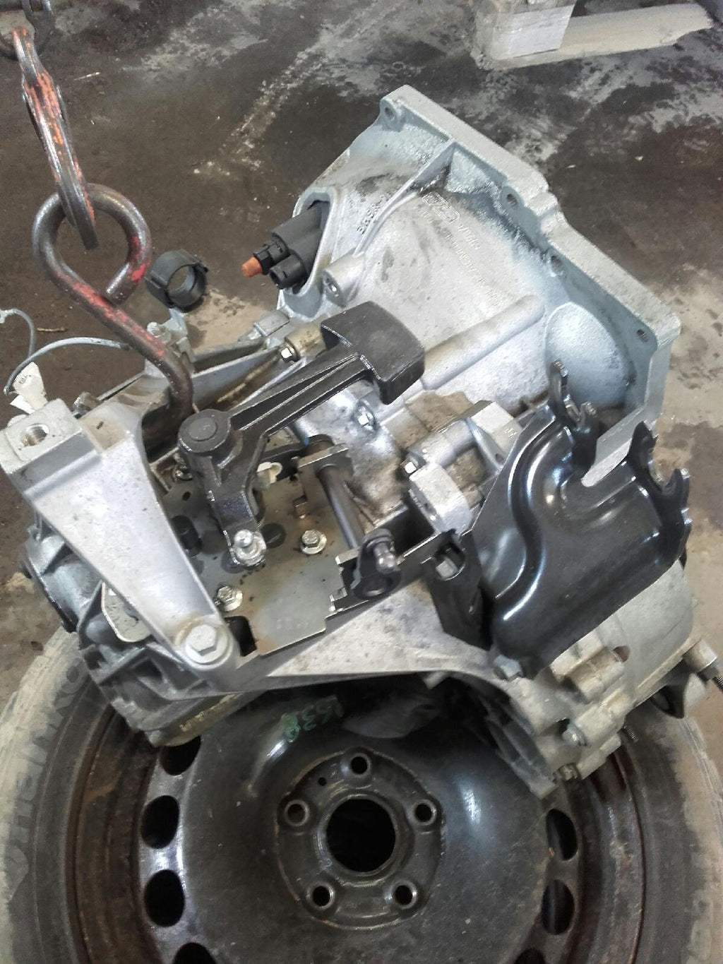 Ford Focus Gearkasse 5 Trin Med OEM Nr. 1509469 Fra Ford Ophugger