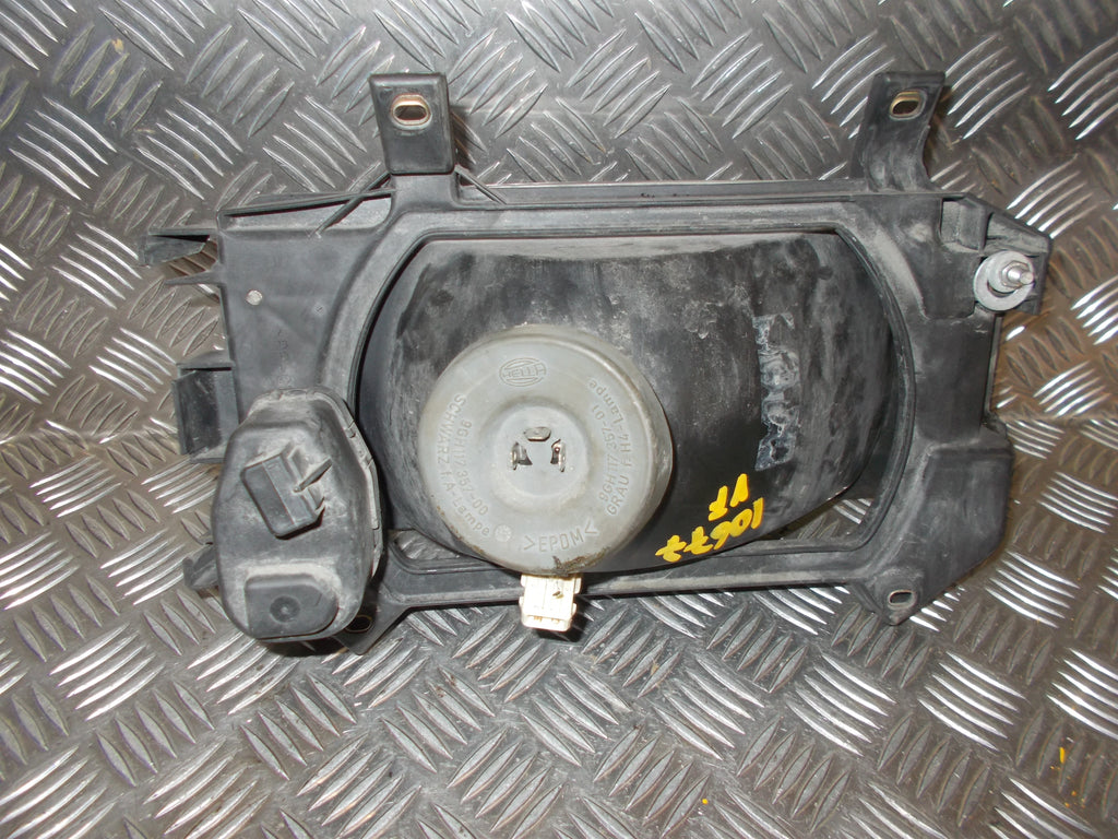 VW Transporter T4 Forlygte Med OEM Nr. 701941017 Fra VW Ophugger