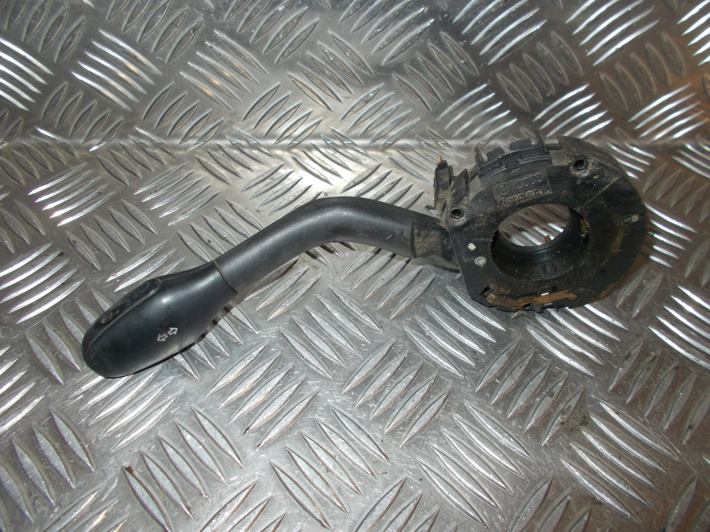 VW Transporter T4 Kontakt Visker Med OEM Nr. Ophugger Fra VW Ophugger