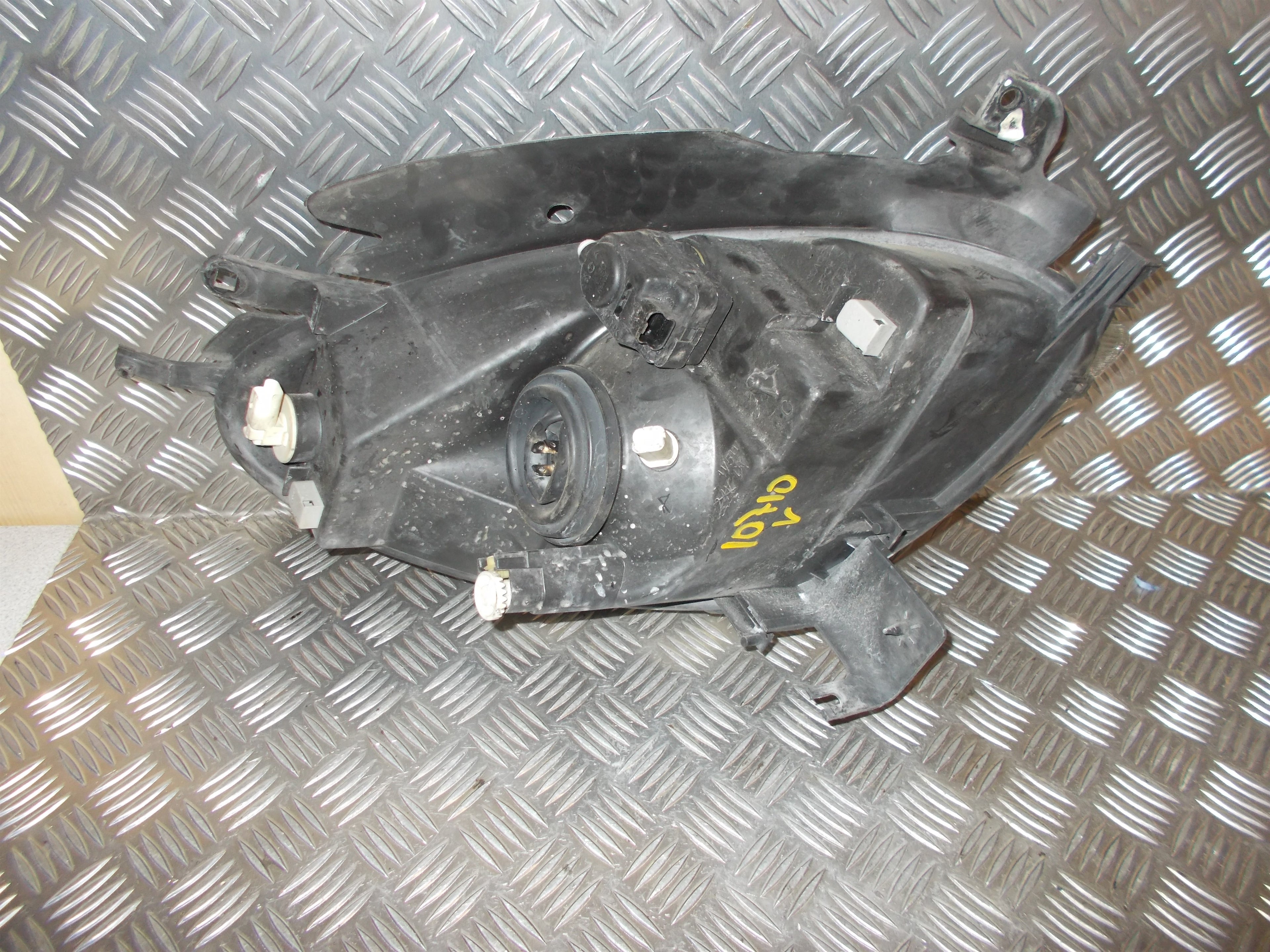 Citroen Xsara Picasso Forlygte Med OEM Nr. 6208W0 Fra Citroen Ophugger