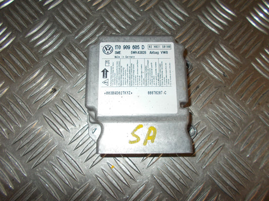 VW Touran 1T GP Airbag Elboks Med OEM Nr. 1T0909605D Fra VW Ophugger