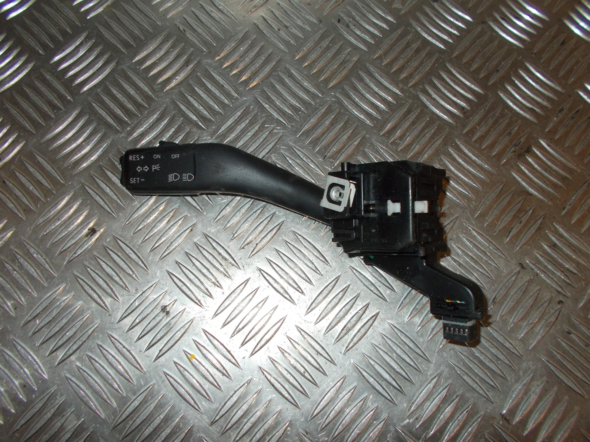 VW Touran 1T GP Kontakt Blink Med OEM Nr. 1K0953513A Fra VW Ophugger