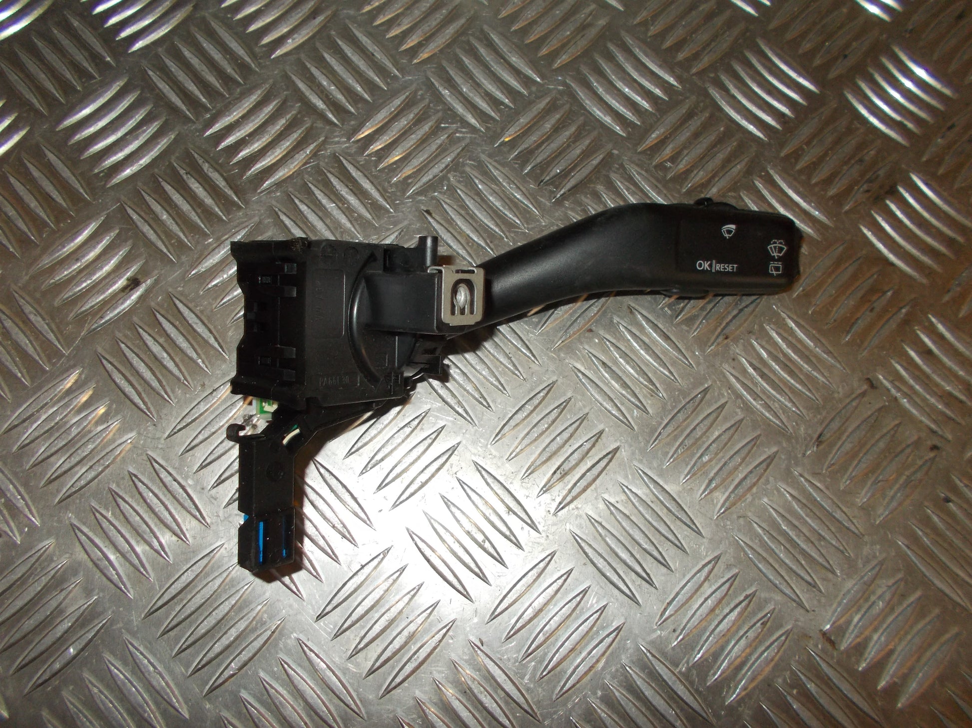 VW Touran 1T GP Kontakt Visker Med OEM Nr. 1K0953519A Fra VW Ophugger