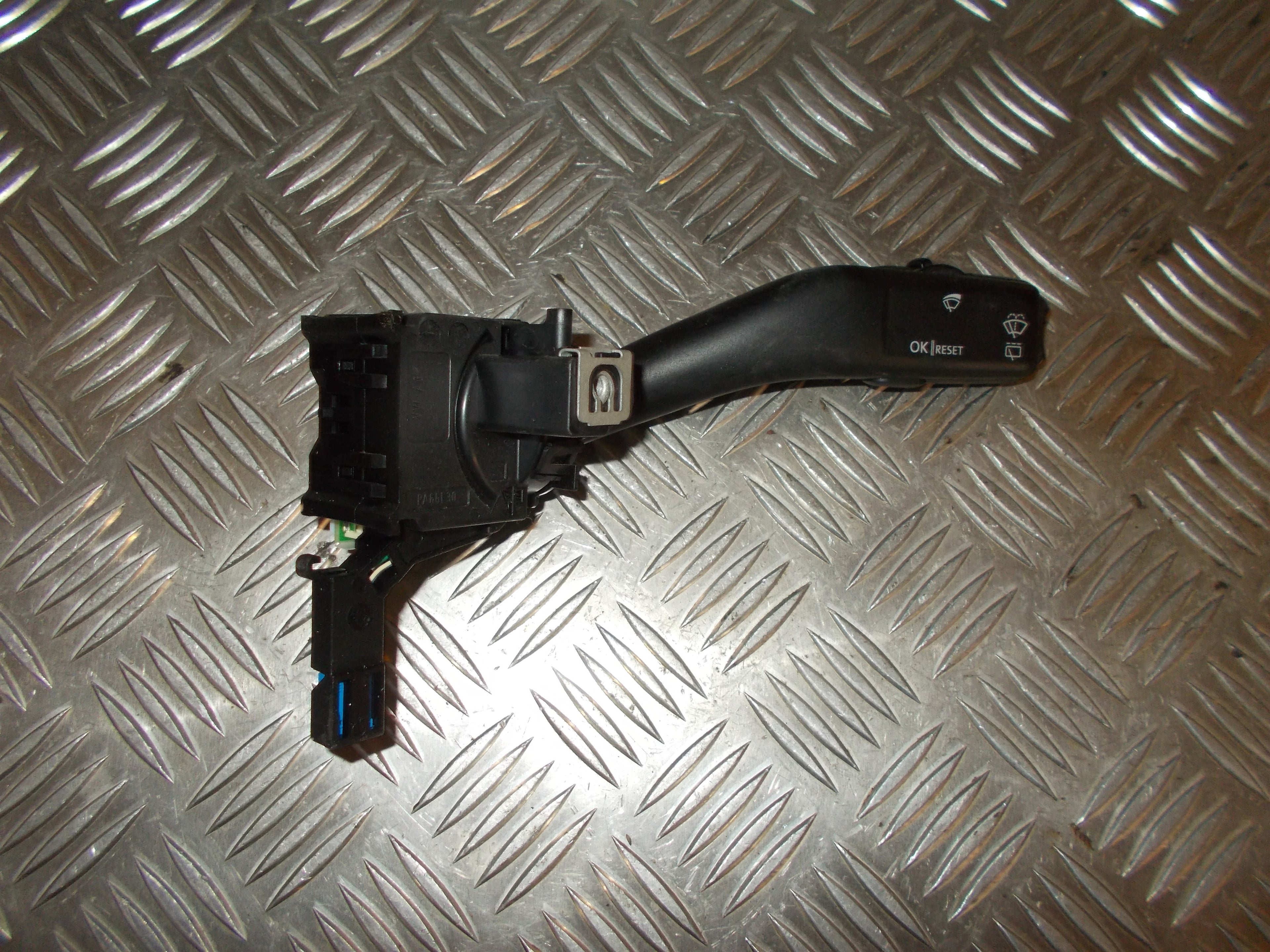 VW Touran 1T/Gp Kontakt Visker Med OEM Nr. 1K0953519A Fra VW Ophugger